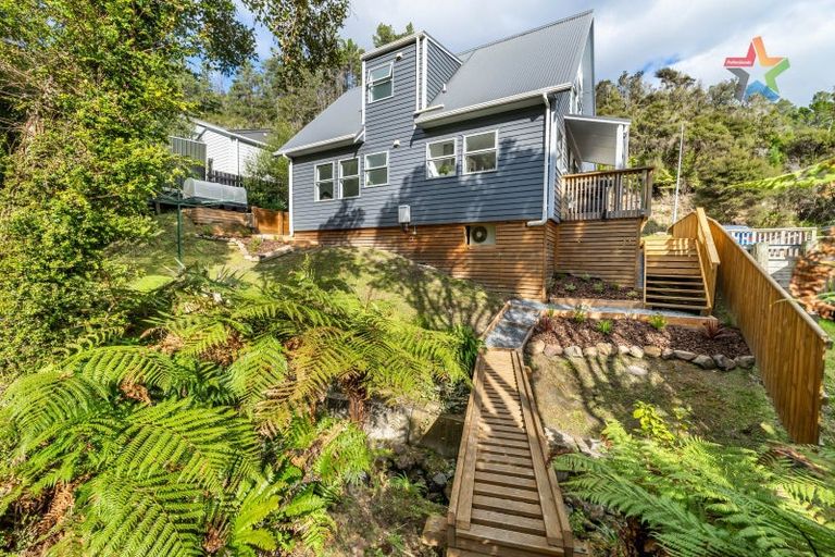 Photo of property in 129 Manuka Street, Stokes Valley, Lower Hutt, 5019