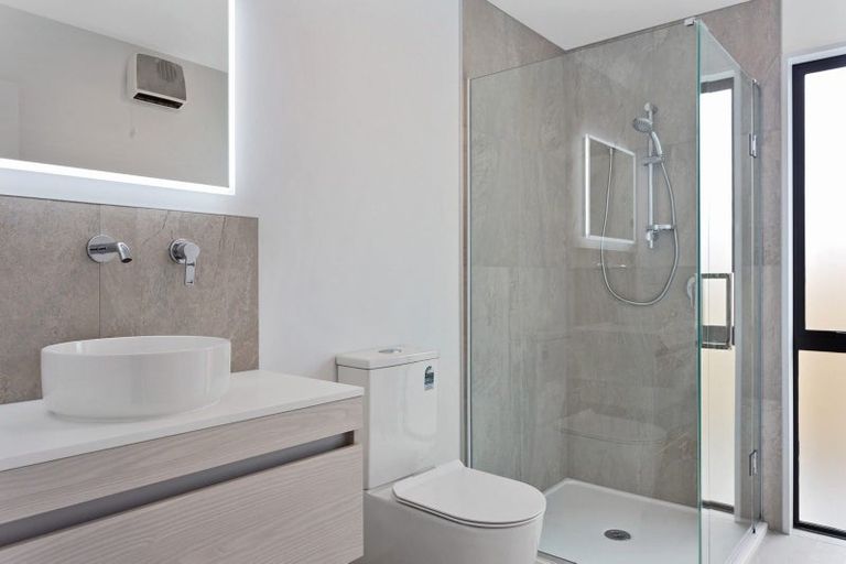 Photo of property in 128c Palmers Road, New Brighton, Christchurch, 8083