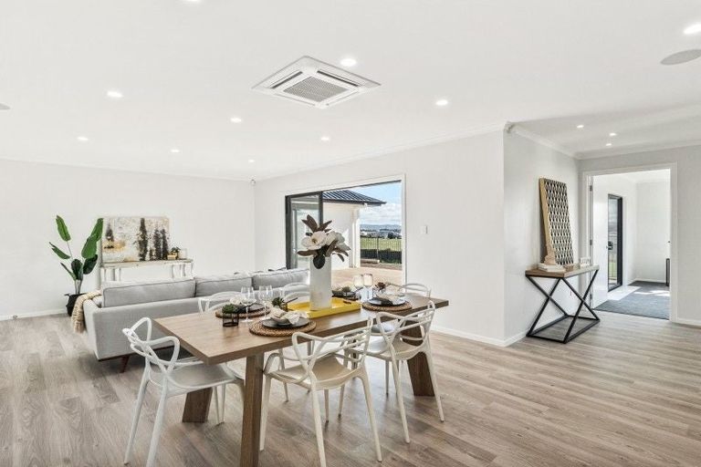 Photo of property in 24 Drower Glen, Flagstaff, Hamilton, 3210