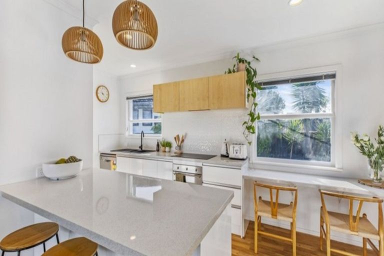 Photo of property in 5 Golf Road, Mount Maunganui, 3116