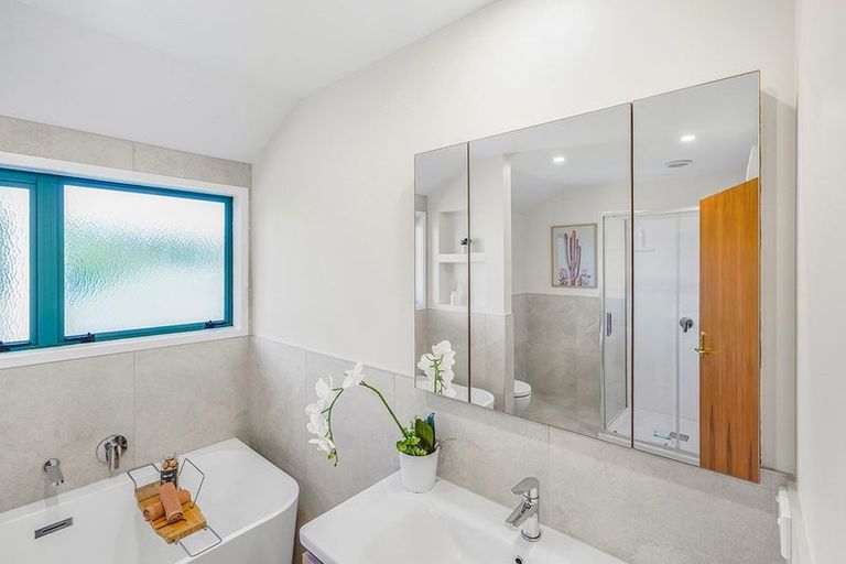 Photo of property in 13 West Ridge Drive, Western Heights, Hamilton, 3200