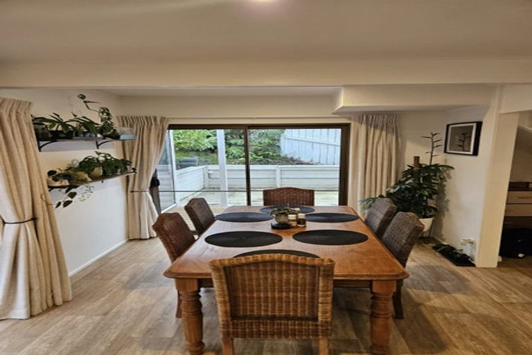 Photo of property in 1/160 Glamorgan Drive, Torbay, Auckland, 0630