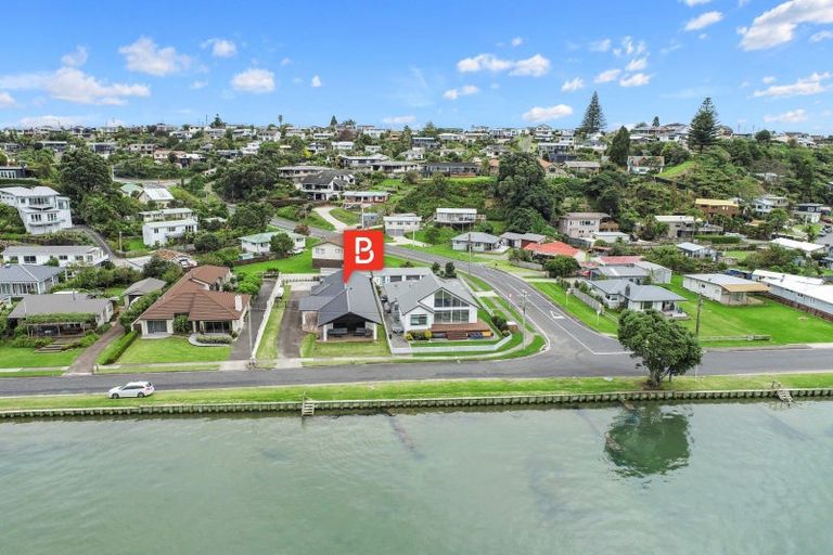 Photo of property in 32 The Esplanade, Omokoroa, 3114