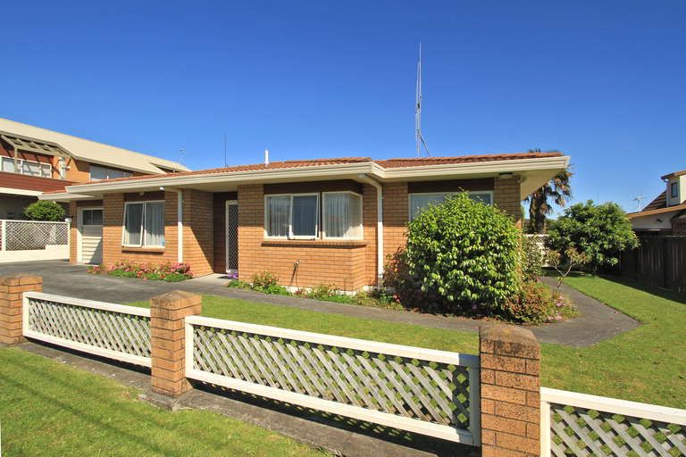 Photo of property in 129a Edgecumbe Road, Tauranga South, Tauranga, 3112