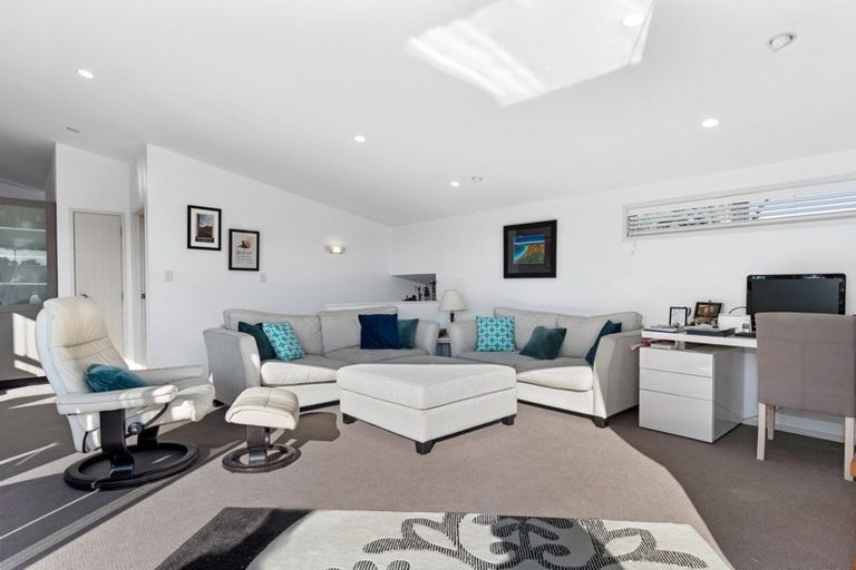 Photo of property in 6b Longwood Lane, Otumoetai, Tauranga, 3110