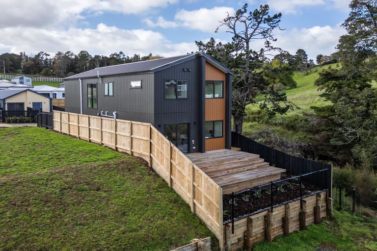 Photo of property in 12 Nanjing Road, Pukekohe, 2120