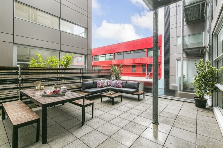 Photo of property in The Wellington Suites, 383/233 Cuba Street, Te Aro, Wellington, 6011