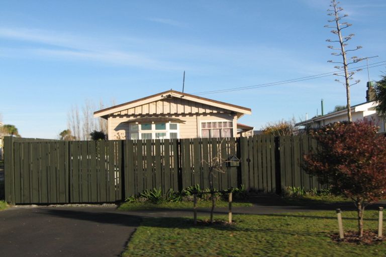 Photo of property in 54 Sinclair Street, New Brighton, Christchurch, 8083