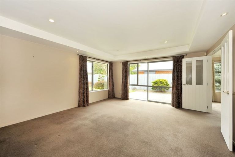 Photo of property in 27 Te Pihopa Way, Aidanfield, Christchurch, 8025