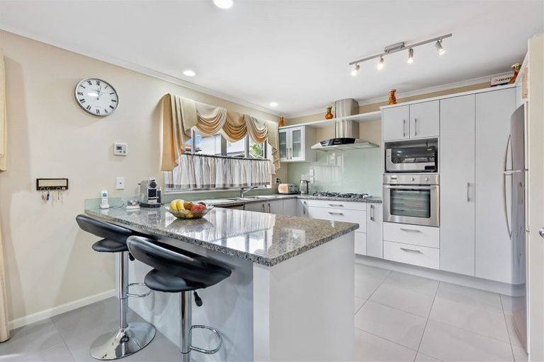 Photo of property in 42 Topland Drive, Flat Bush, Auckland, 2019