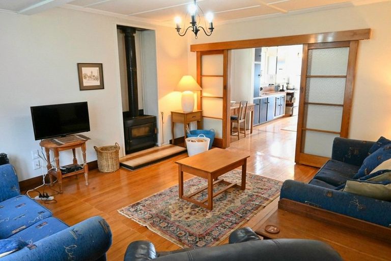 Photo of property in 16 Main Rd Ngakawau, Ngakawau, 7824