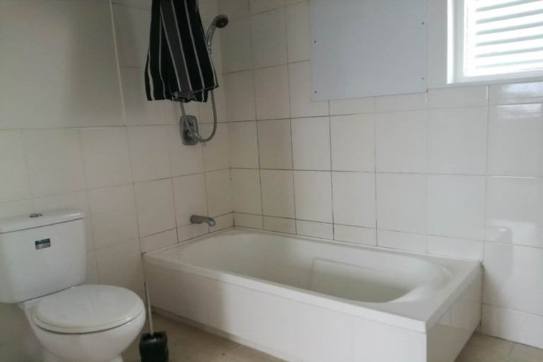 Photo of property in 4/1a Becroft Drive, Forrest Hill, Auckland, 0620