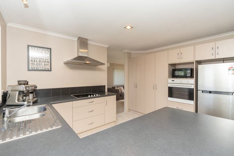 Photo of property in 25 Thomas Road, Huntington, Hamilton, 3210