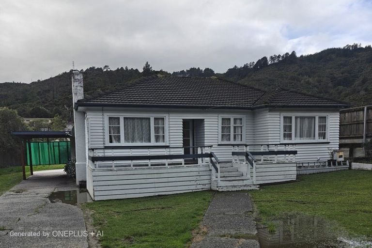 Photo of property in 49 Tawhai Street, Stokes Valley, Lower Hutt, 5019