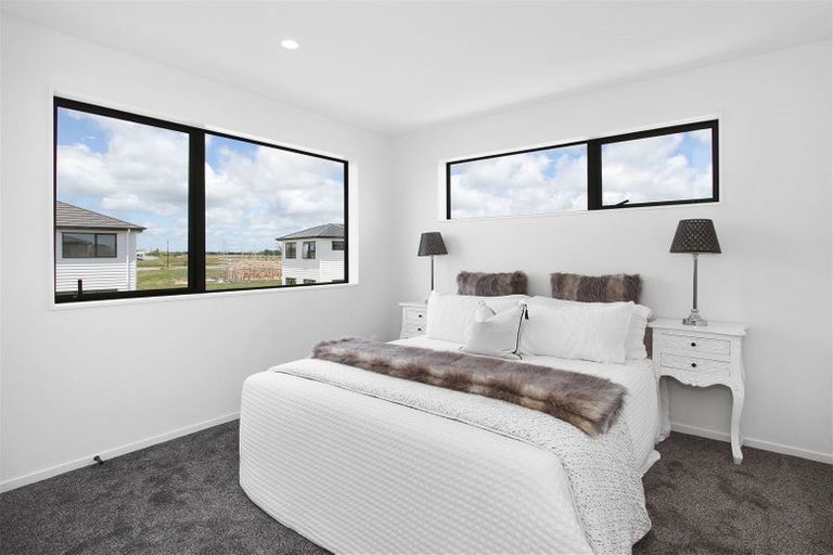 Photo of property in 13 Kaitiaki Drive, Clarks Beach, 2122