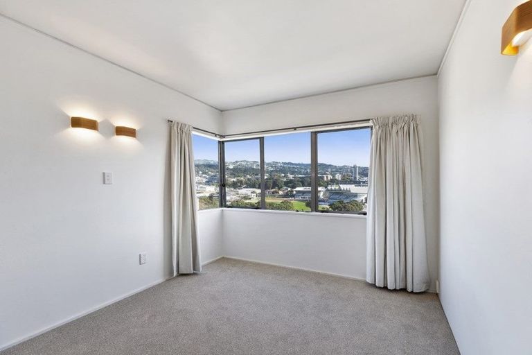 Photo of property in Melksham Towers, 501/131 Brougham Street, Mount Victoria, Wellington, 6011