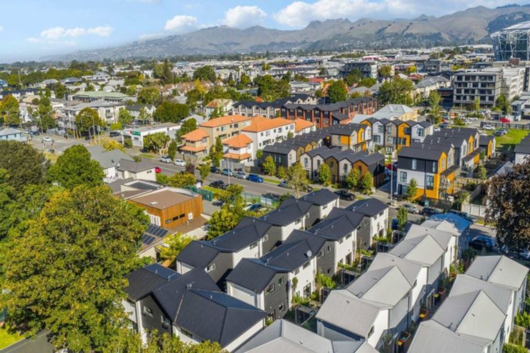Photo of property in 6/221 Armagh Street, Christchurch Central, Christchurch, 8011