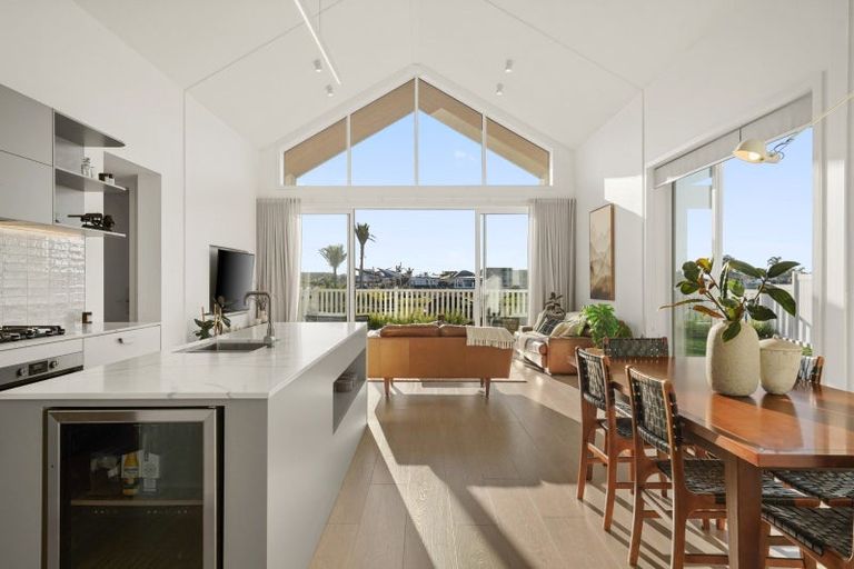 Photo of property in 24 Montiicola Drive, Papamoa Beach, Papamoa, 3118