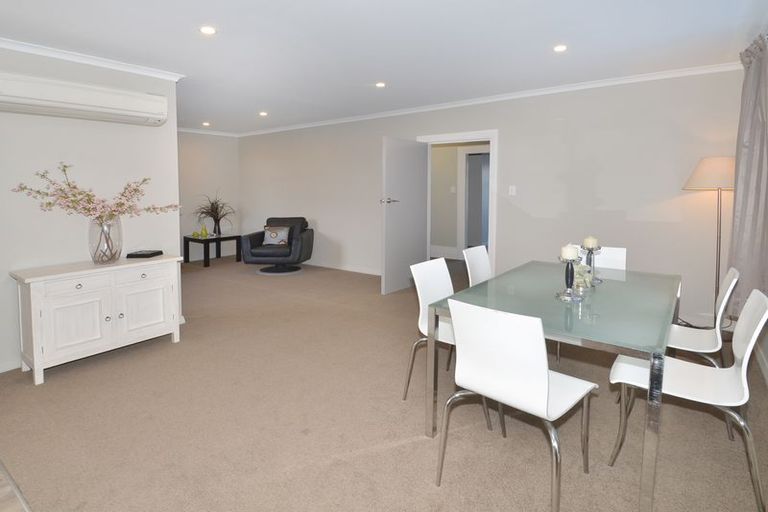 Photo of property in 5 Hargest Crescent, Saint Kilda, Dunedin, 9012