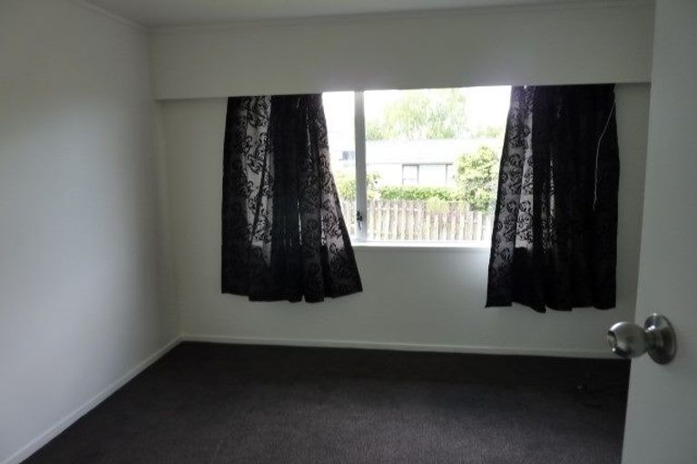 Photo of property in 60 Morrow Avenue, St Andrews, Hamilton, 3200