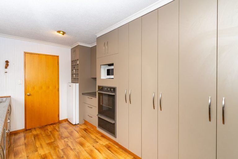 Photo of property in 21 Dryden Street, Milton, 9220