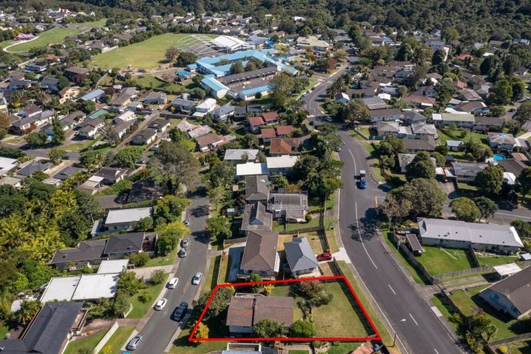 Photo of property in 7 Simon Ellice Drive, Bayview, Auckland, 0629