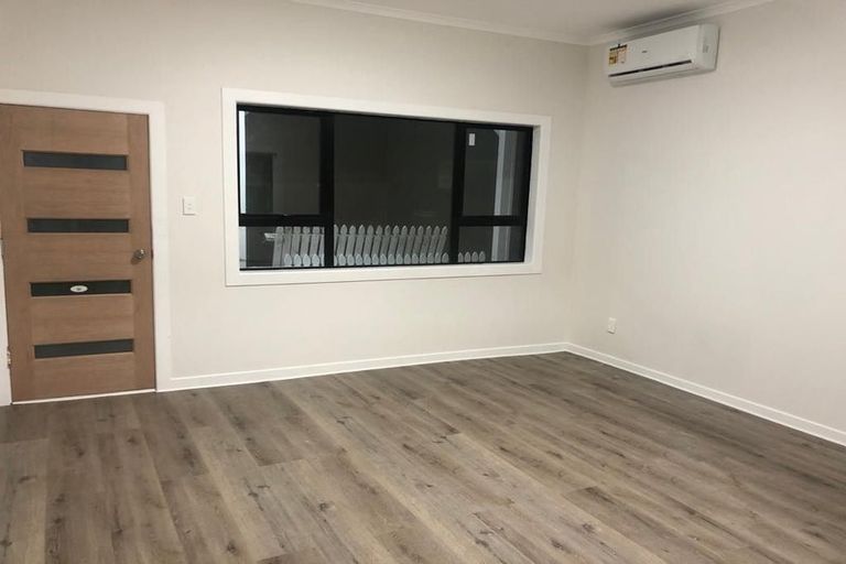 Photo of property in 39b Sunhill Road, Sunnyvale, Auckland, 0612