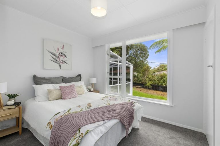 Photo of property in 27 Lees Grove, Wainuiomata, Lower Hutt, 5014