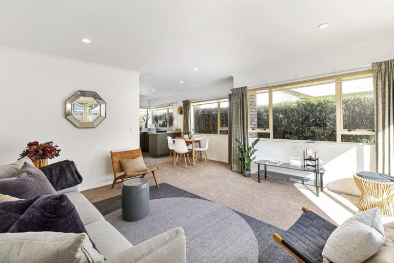 Photo of property in Miramar Villas, 16/3 Byron Street, Miramar, Wellington, 6022