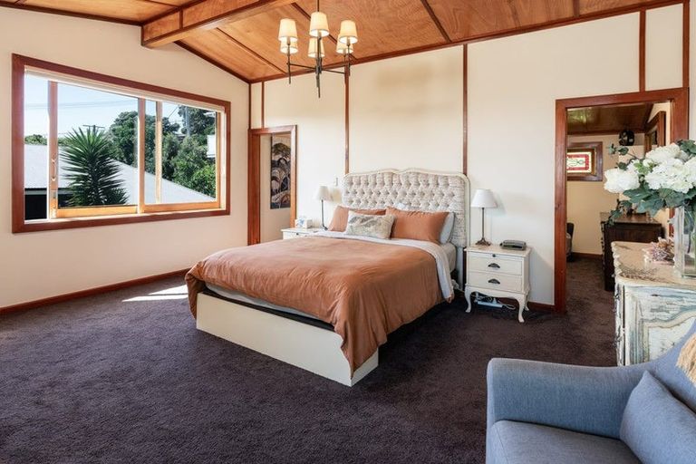 Photo of property in 33 Tainui Street, Raumati Beach, Paraparaumu, 5032