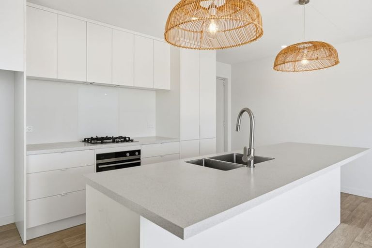 Photo of property in 34 Eagles Way, Cable Bay, 0420