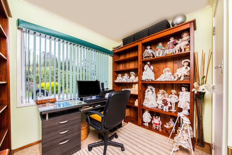 Photo of property in 466 Don Buck Road, Massey, Auckland, 0614