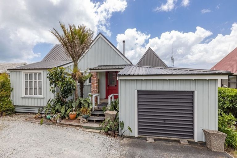 Photo of property in 16 Berghan Road, Coopers Beach, 0420