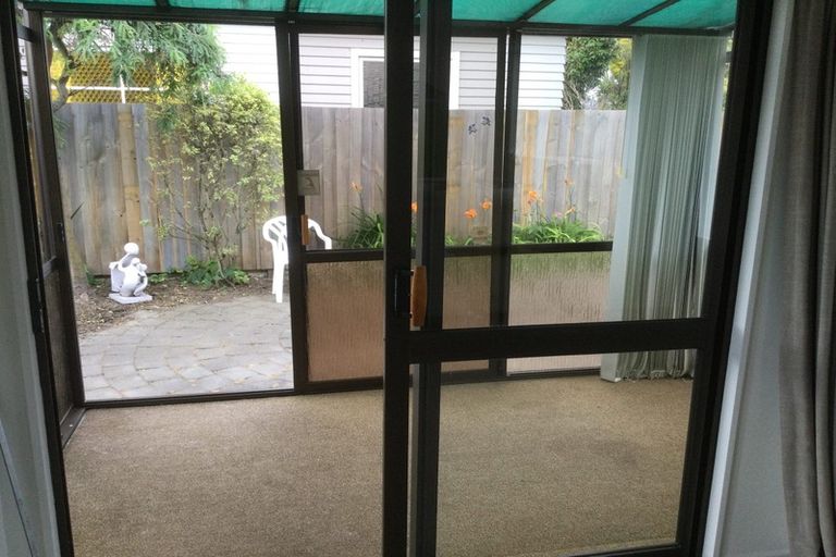 Photo of property in 4 Corfe Street, Ilam, Christchurch, 8041