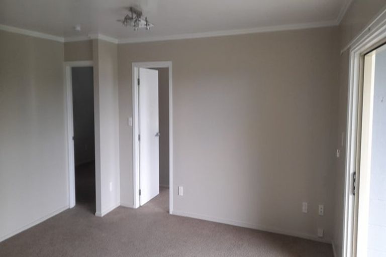 Photo of property in 99 Coronation Road, Hillcrest, Auckland, 0627