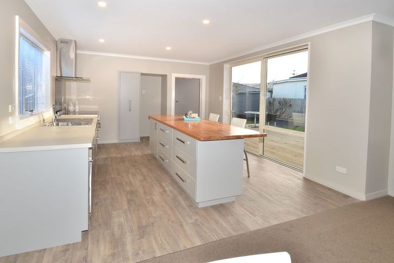 Photo of property in 5 Hargest Crescent, Saint Kilda, Dunedin, 9012