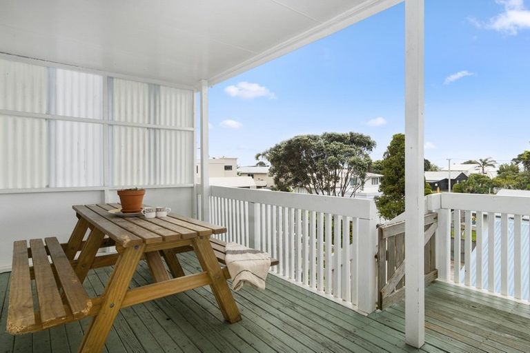 Photo of property in 1059a Papamoa Beach Road, Papamoa Beach, Papamoa, 3118