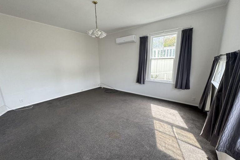 Photo of property in 102 Tinakori Road, Thorndon, Wellington, 6011