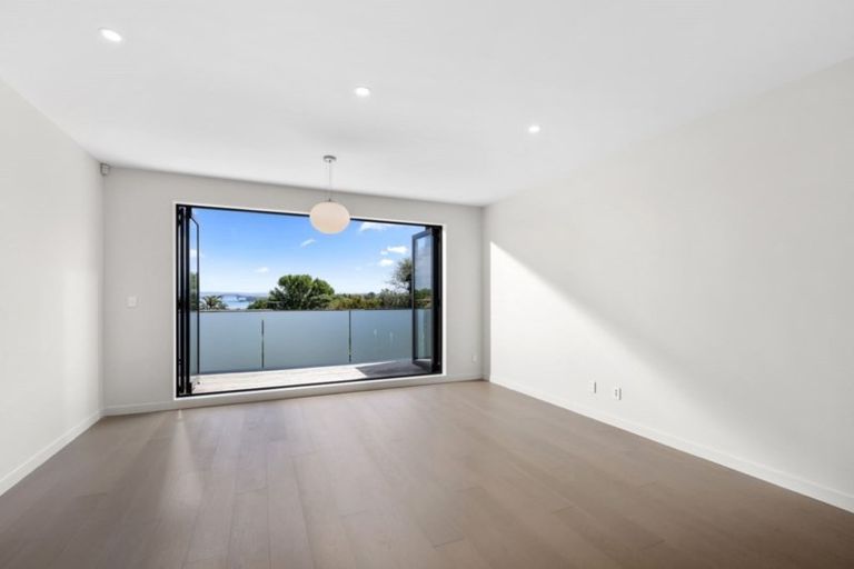 Photo of property in 67c Lake Road, Devonport, Auckland, 0624