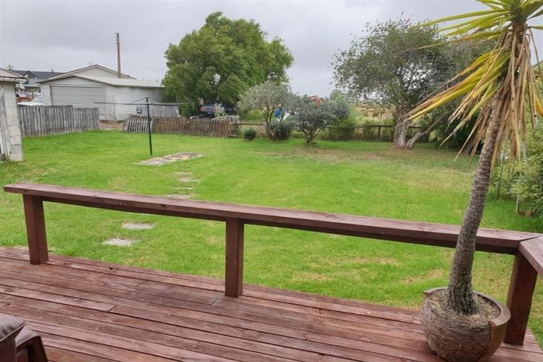 Photo of property in 3 Springs Road, Parakai, 0830