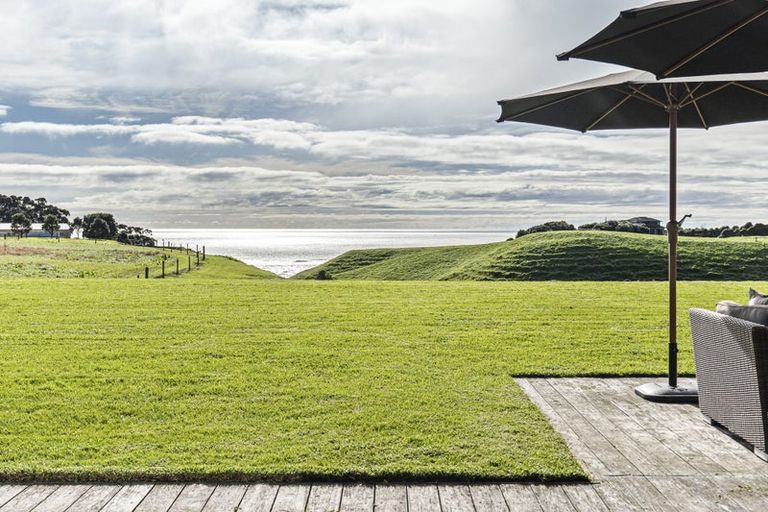 Photo of property in 438a Lwr Pitone Road, Pitone, New Plymouth, 4374