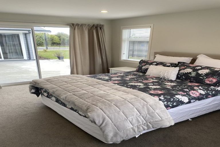 Photo of property in 36 Noumea Drive, Rangatira Park, Taupo, 3330