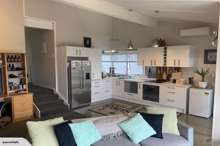Photo of property in 10/66 Victoria Road, Devonport, Auckland, 0624
