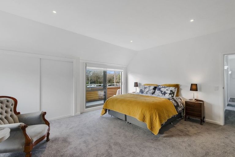 Photo of property in 53 Kotare Street, Fendalton, Christchurch, 8041