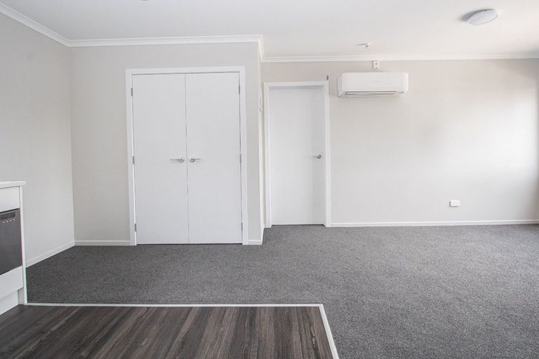 Photo of property in 205/17 Vialou Street, Hamilton Central, Hamilton, 3204