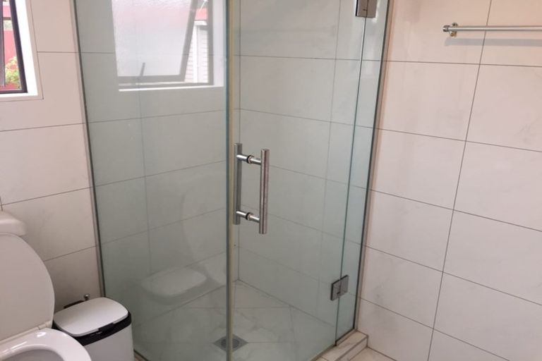 Photo of property in 8 Burbridge Road, Favona, Auckland, 2024