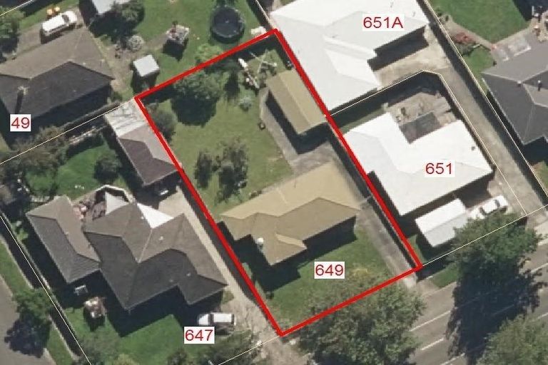 Photo of property in 649 Featherston Street, Roslyn, Palmerston North, 4414