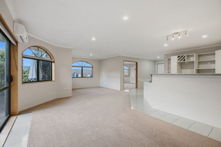 Photo of property in 28 Sterling Gate Drive, Bethlehem, Tauranga, 3110