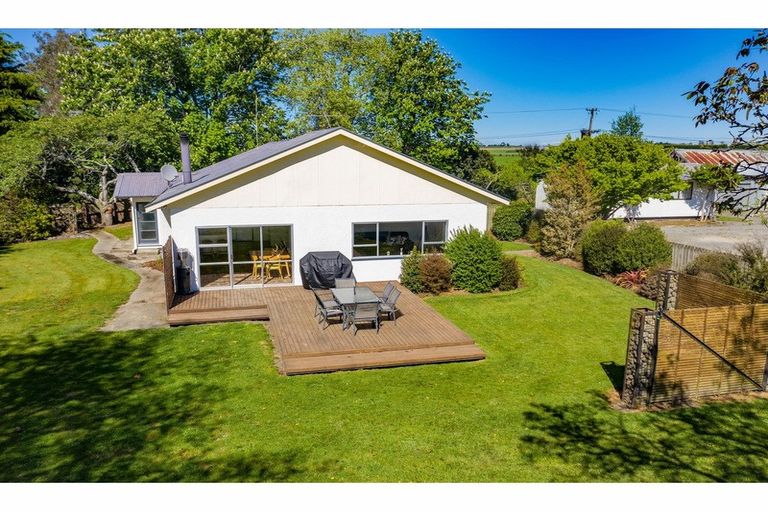 Photo of property in 2208 Old West Coast Road, Kirwee, Christchurch, 7671