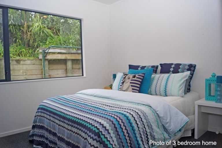 Photo of property in 58 Hewlett Road, Massey, Auckland, 0614